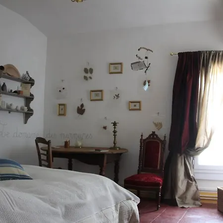 Bed & Breakfast D'hotes La Maison Sur La Place.